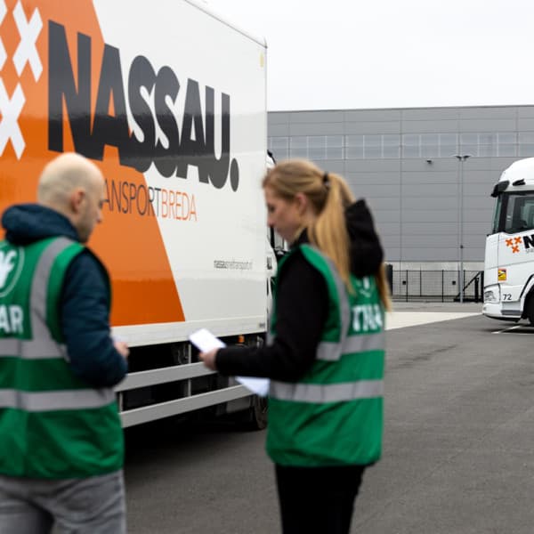 Nassau Sneltransport en THAR sluiten de handen ineen en leveren een succesvol eindproduct dat past binnen de SLIM-subsidie.